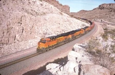 BNSF 8260 ES44C4 KINGMAN AZ ORIGINAL SLIDE 12-12-18 T22-16