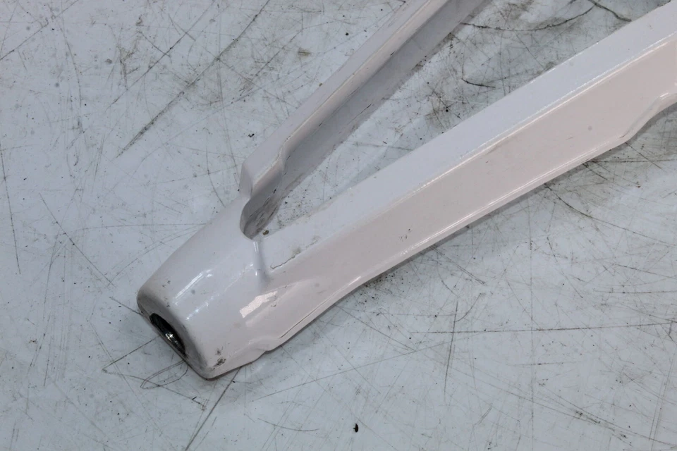 2017 Arctic Cat Zr 5000 Lxr Right Front Steering Arm Spindle Knuckle 3703-360 - Image 2 of 4