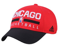 adidas Youth Chicago Bulls 2-Tone Snapback Hat Red Black Adjustable