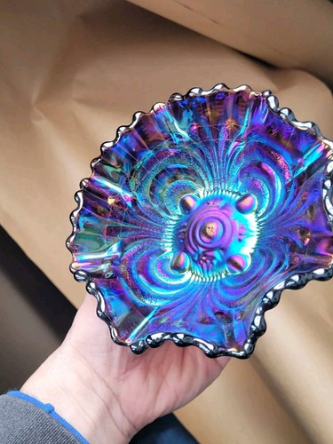 Nice ELECTRIC Purple Imperial Carnival Glass Scroll Embossed Small Berry Bowl - Picture 5 of 18