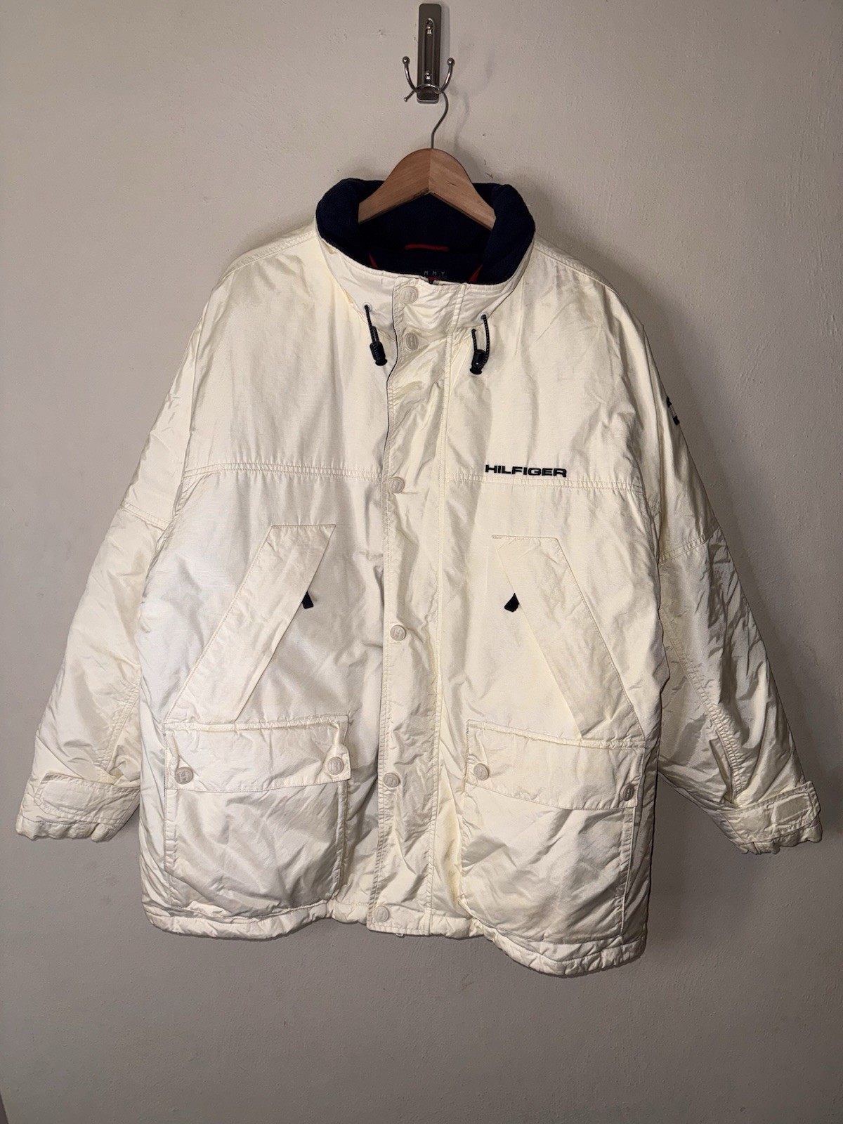 Vintage Tommy Hilfiger Men’s XL Fleece-Lined Hooded Jacket 28x33