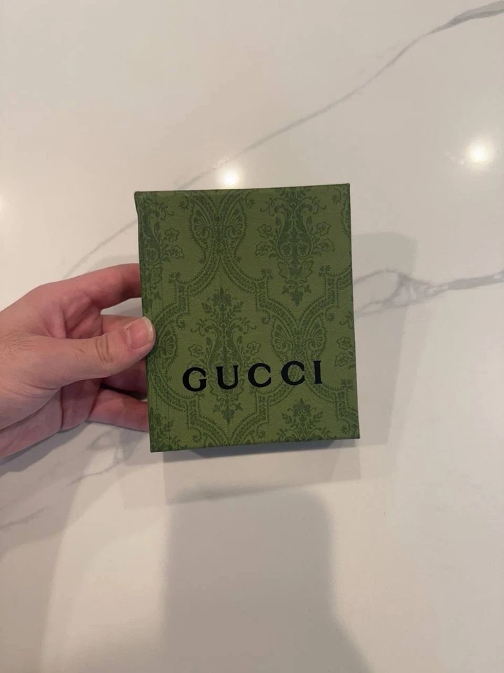 Cartera de cuero auténtica Gucci para hombre Foto 2 de 3