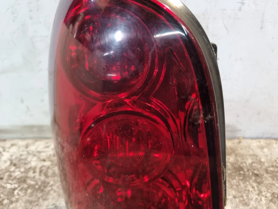 Задний задний фонарь левый пассажирский Ssangyong Rexton галогенная лампа 2005 MK1 Y200 - Изображение 3 из 4