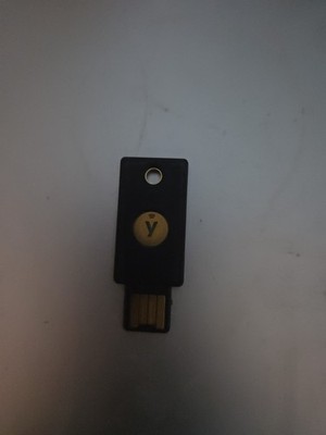 Yubico - Security Key Multi-factor authentication, USB-A or NFC, FIDO Certified