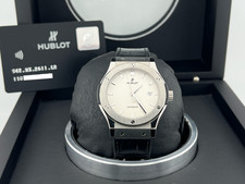 Hublot Classic Fusion 542.NX.2611.LR 42mm White Opaline Dial Titanium Box Paper