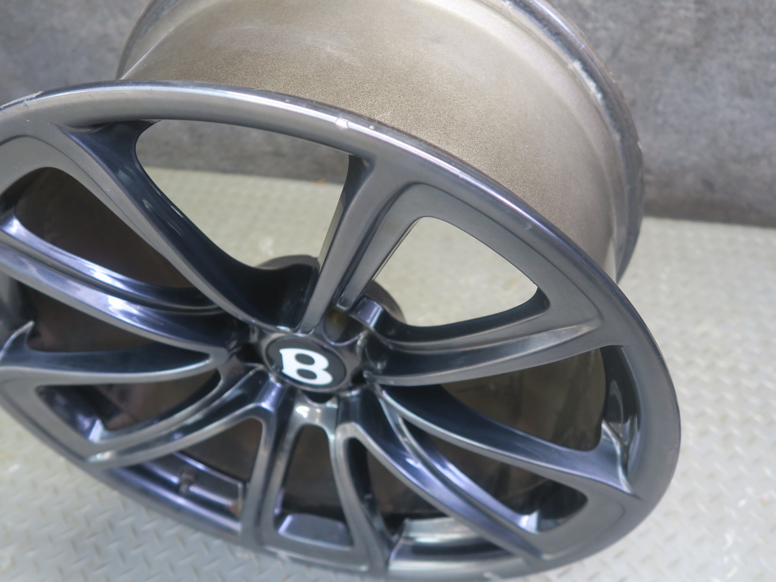 Bentley Continental 2009-2011 Wheel