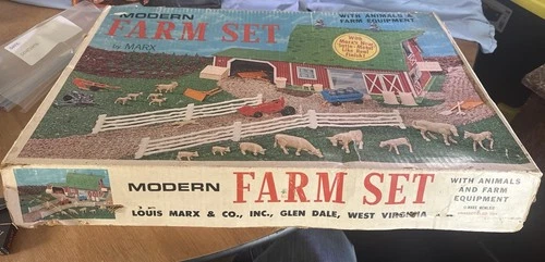 MARX VINTAGE MODERN FARM SET PLAYSET  -ANIMALS AND EQUiP GREAT CONDITION