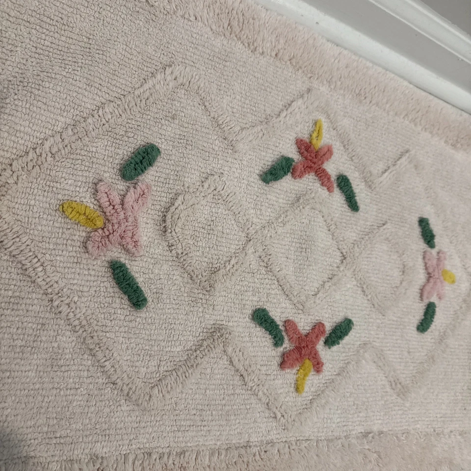 "Alfombra de baño floral rosa pastel chenilla retro baño en mal estado elegante 20X32"" de colección" Foto 3 de 4
