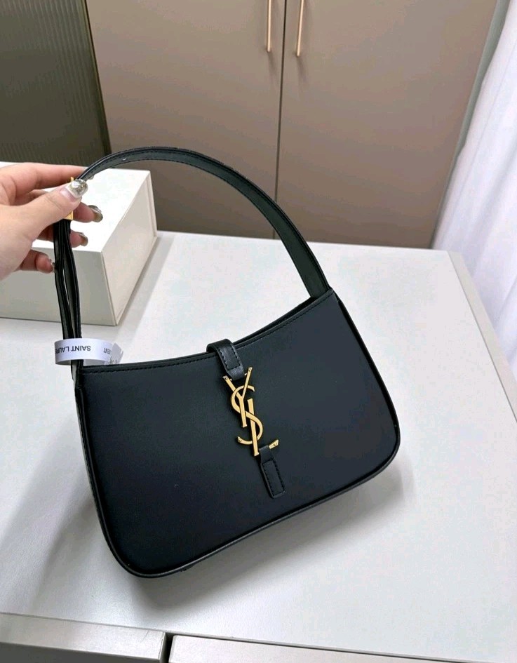 Saint Laurent Le 5 à 7 Mini borsa a tracolla in pelle