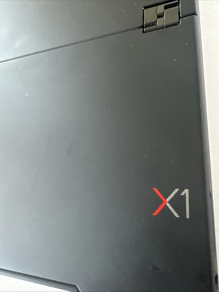 Lenovo ThinkPad X1 · i5-8250 · 8GB · 256GB, photo 3 of 5