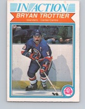 VINTAGE HOCKEY CARD OPC 1982 NEW YORK ISLANDERS BRYAN TROTTIER IN ACTION   NO302