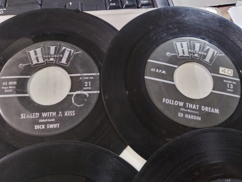 Nice lot of 12 Different Original Press 1960s EARLY POP ROCK HIT Records OLDIES - Picture 6 of 7