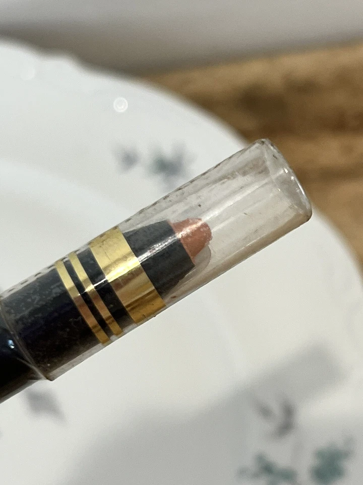 REVLON  WATERPROOF CREME EYEMARKER EYE MARKER  DISCONTINUED SEALED MARIGOLD NEW - Image 3 of 3