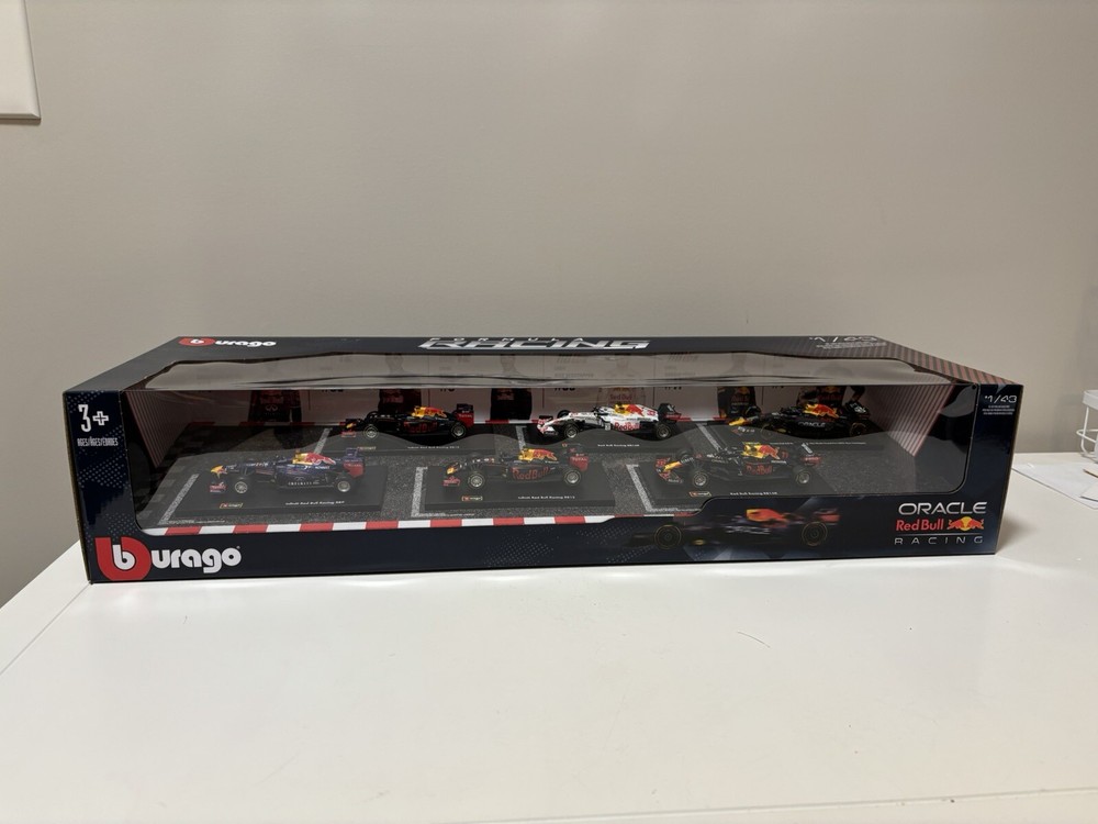 BURAGO RED BULL RACING F1 FORMULA 1 SET X 6 CARS 1/43 scale models (BNIB)