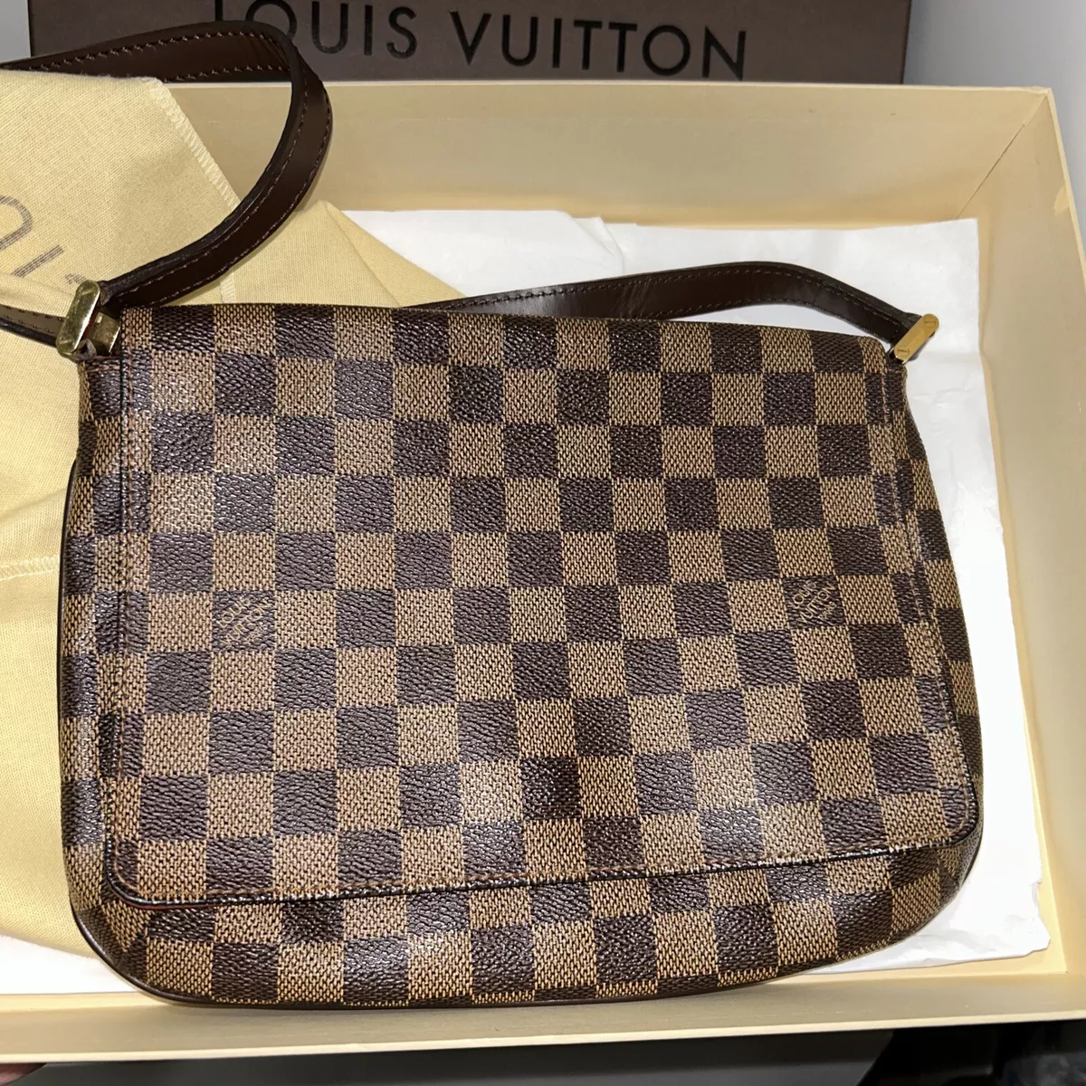 LOUIS VUITTON Musette Tango Long Strap Damier Ebene Crossbody Bag Brow