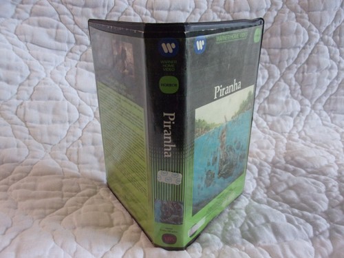 PIRANHA VHS WARNER CLAMSHELL HORROR JOE DANTE BRADFORD DILLMAN KEVIN MCCARTHY - Picture 9 of 14