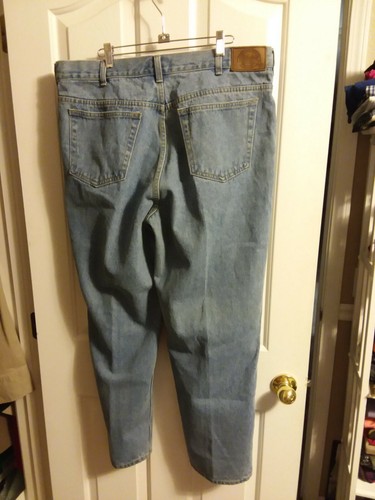 Cabela's Men's Classic Fit Jeans Size 40 x 30 100% Cotton 980203  - Picture 2 of 5