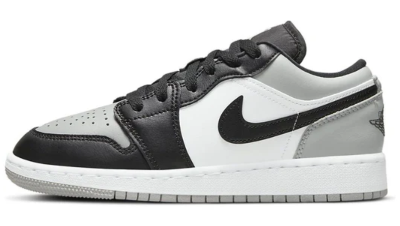 シューズ(女性用) NIKE AIR JORDAN 1 LOW(GS) s-l1200.png