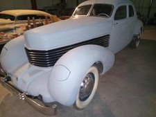 1937 Cord 812 