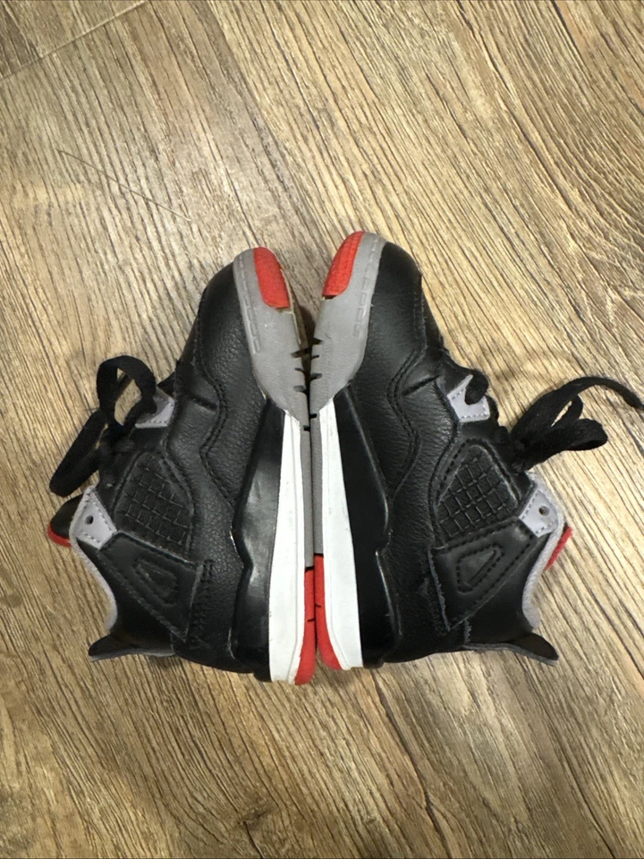 Niños Usados en Excelente Condición Nike Air Jordan 4 Retro Criado Reimaginado Niño Pequeño TD BQ7670-006 Zapatos *6C Foto 4 de 4