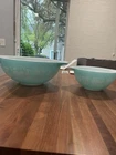 2 Vintage PYREX Butterprint Amish #444 #442 Bowl 4 quart And 1 1/2  Turquoise