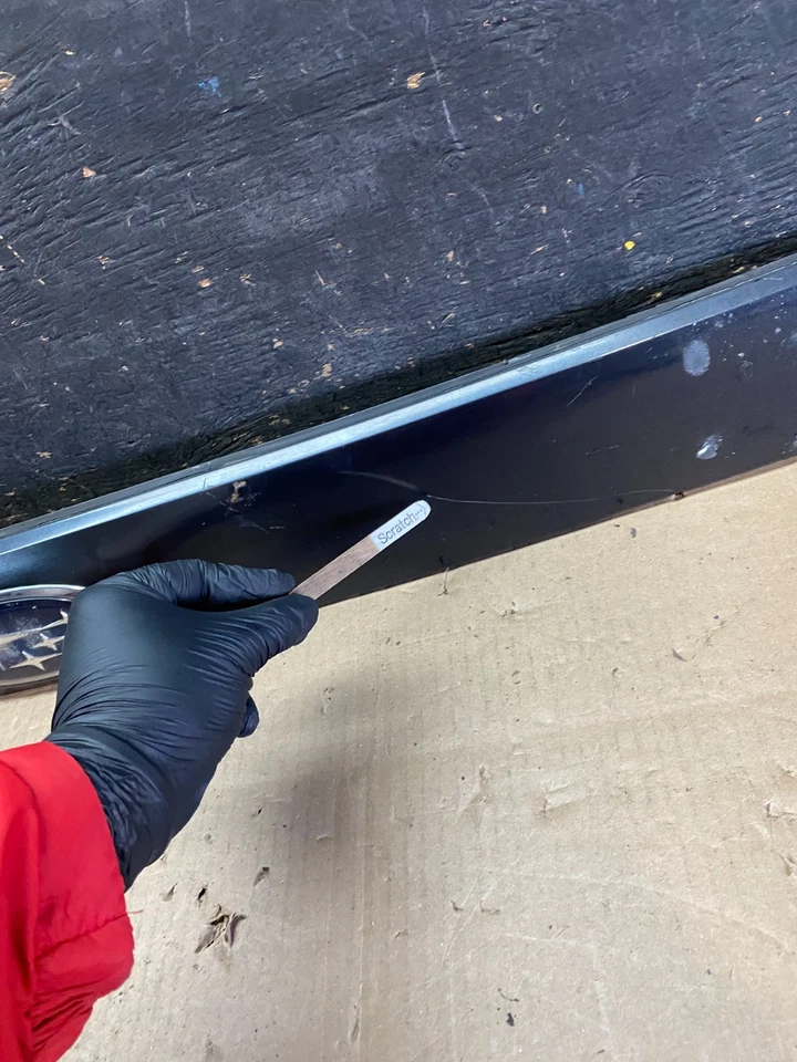 Subaru Forester 2009-2013 puerta levadiza puerta trasera maletero moldura OEM U0172 GD Foto 4 de 4