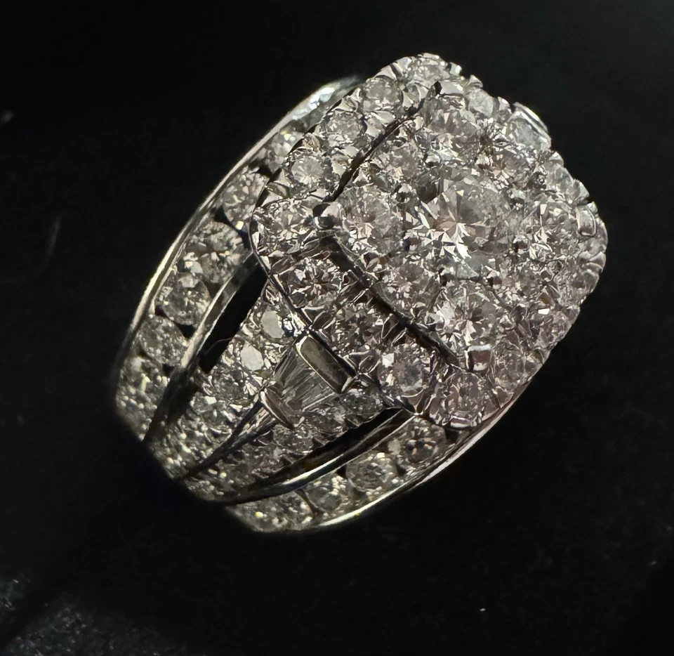 Обручальное кольцо из белого золота 14 карат с подлинным бриллиантом общим весом 3,25 карата - Изображение 2 из 4