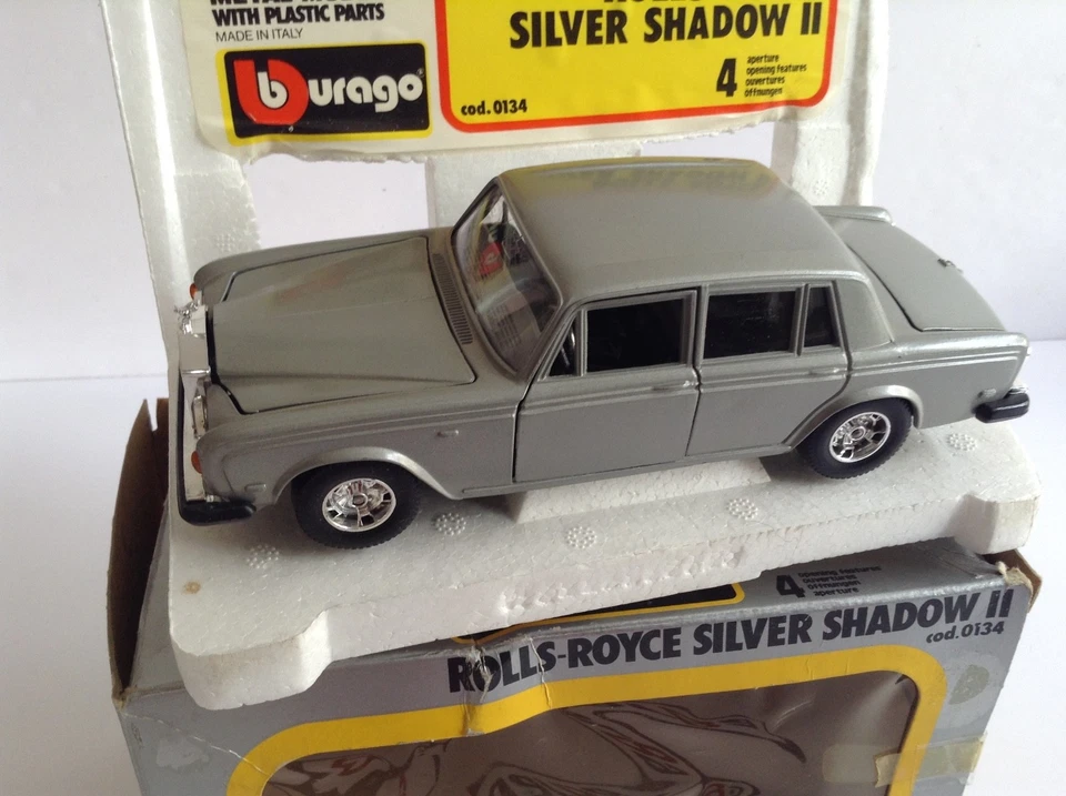 🔥Lot vintage🚗 BBURAGO ROLLS-ROYCE SILVER SHADOW II 1:24 🍂 SPETTACOLARE 🍂☕ - Immagine 4 di 4