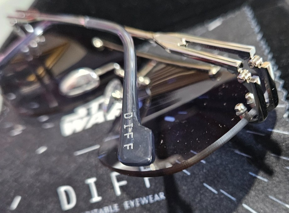 DIFF Star Wars  Silver Mirror Polarized Sunglasse… - image 5