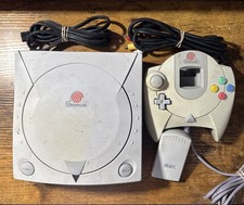 Sega Dreamcast Complete Console HKT-3020 Controller Cables Memory Card Tested