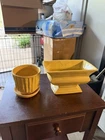 McCoy Yellow Planters