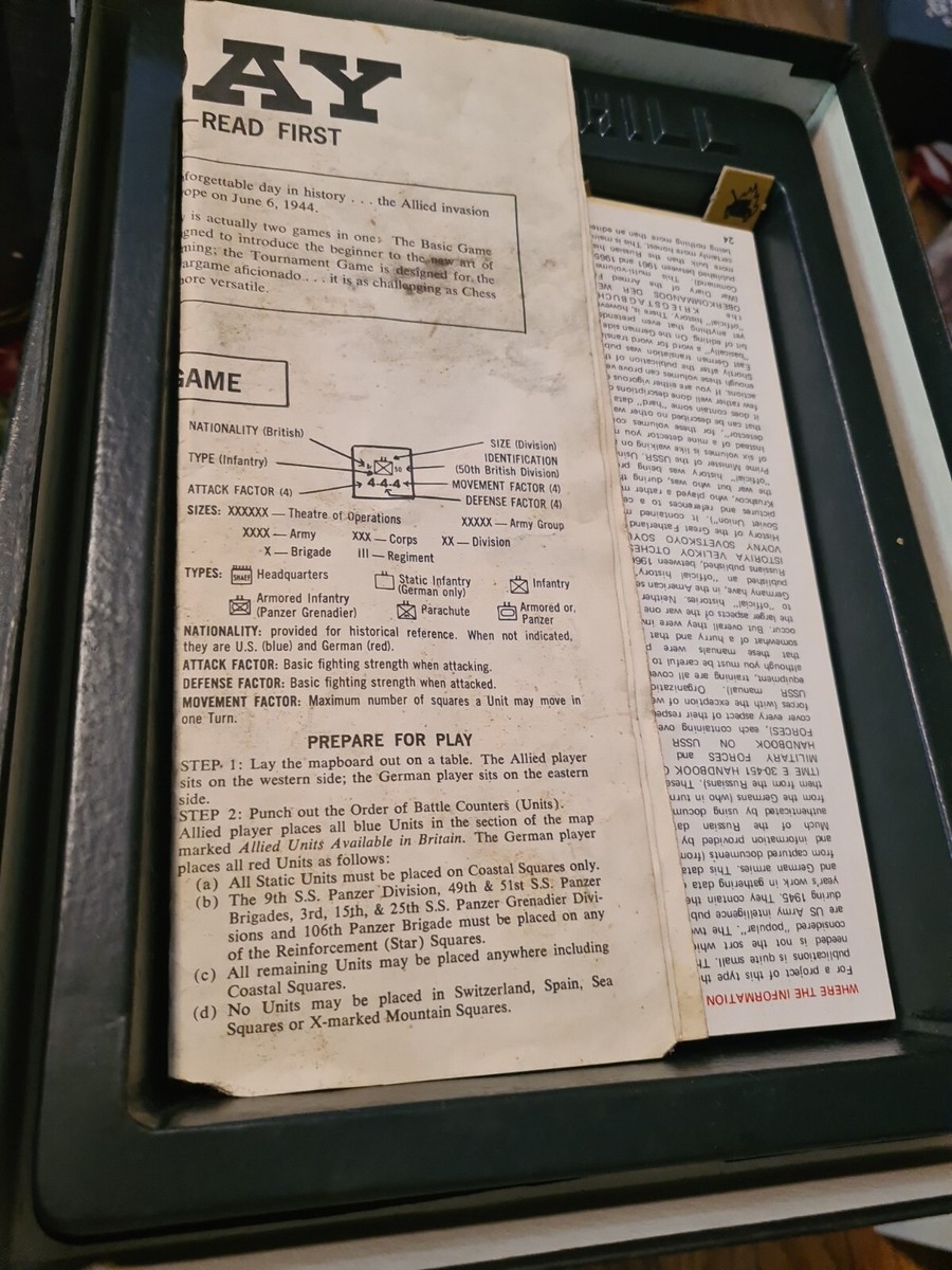 PanzerBlitz Bookcase Strategy WWII War Board Game Avalon Hill 1970