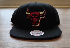 Chicago Bulls NBA Mitchell & Ness Snapback Adjustable Black Hat Cap Embroidered