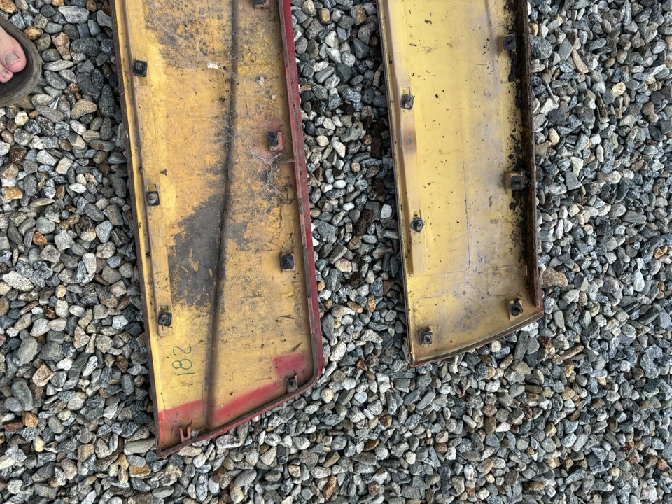 1991-1999 Mitsubishi 3000GT Door Caps - Image 2 of 4