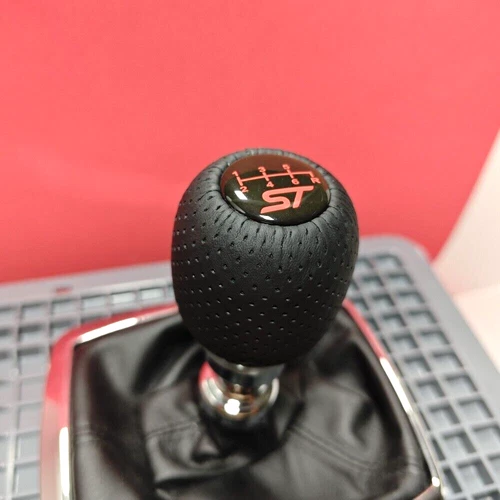 ST LEATHER 6SP SPORT SHIFT GEAR KNOB for FOCUS MK2 MK3 MK4 FIESTA MK7 MK8 RS 2.5