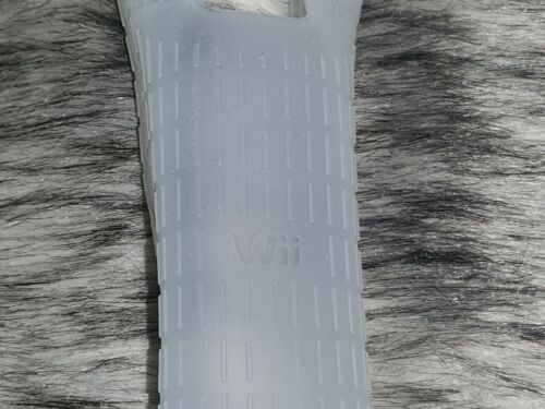 OEM Nintendo Wii Clear Silicone Remote Controller Cover RVL 022 - Picture 3 of 4
