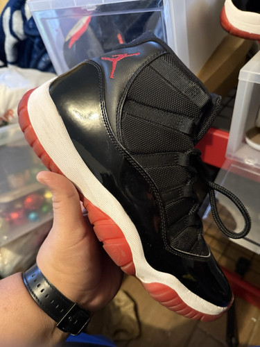 Jordan 11 Retro High Bred