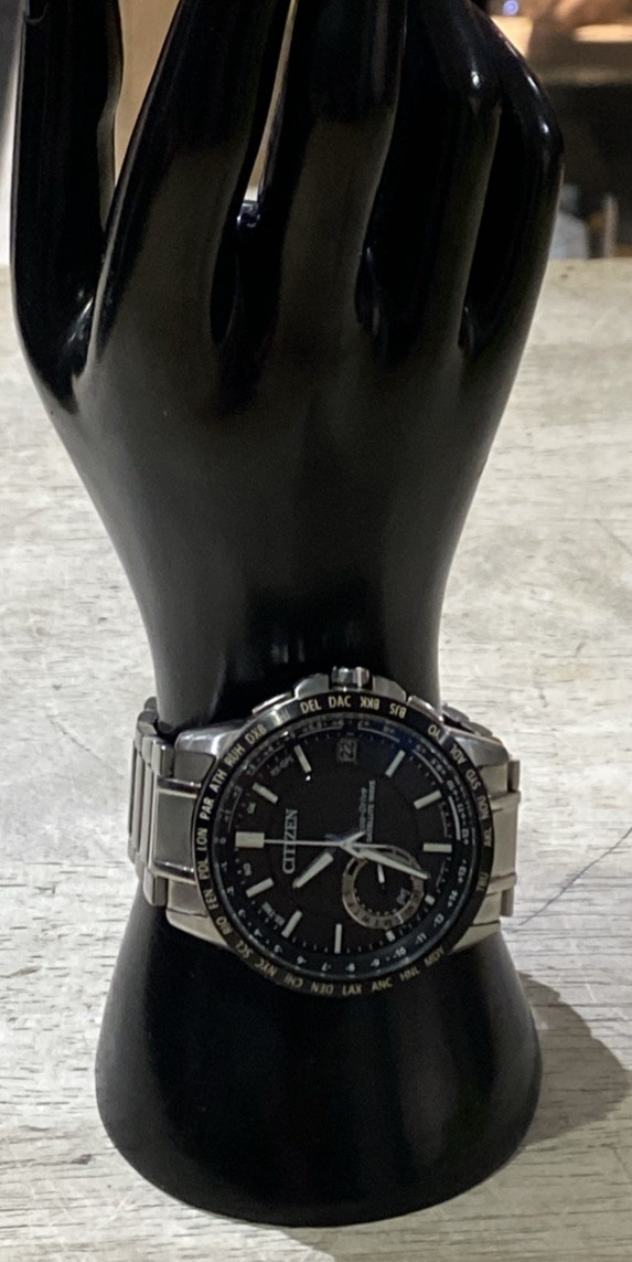 Citizen Attesa CC3085 51A Quartz Mens Watch Ref F150 Watch Japan