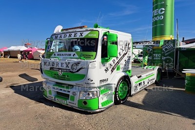 LKW Foto Renault Truck Polen weiß MADREX SERVICE MERITOR PETRONAS Urania #l6hx
