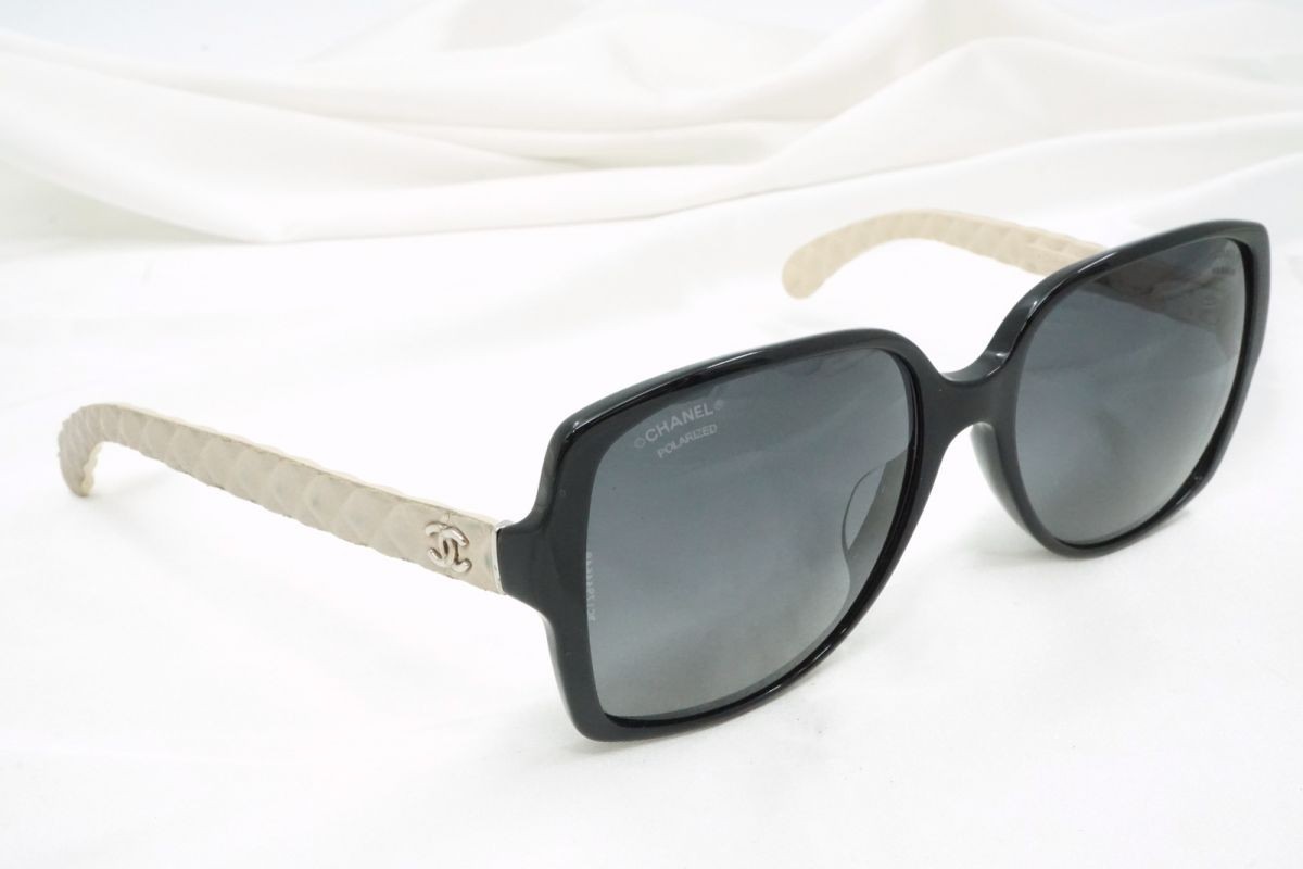 CHANEL Matelasse Butterfly Sunglasses 5289-Q-A COCO Black Ivory Eyewear 6579k