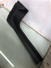 Mercedes-Benz GLA H247 2024 Vorne rechts Einstiegsleiste Zierleiste vorne