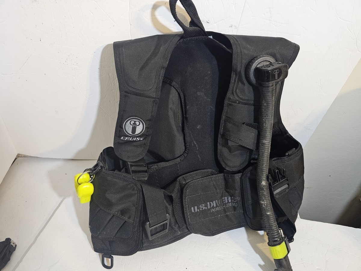 U.S. Divers Aqua Lung Cruise Scuba Buoyancy Compensator Vest Black