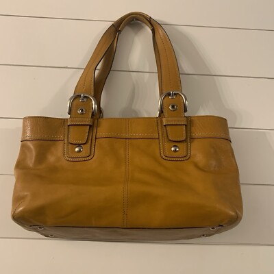 バッグ Vintage Coach Leather Hampton Soho Bag Vintage COACH Hamptons Soho Hot Pink/Fuchsia Leather Satchel