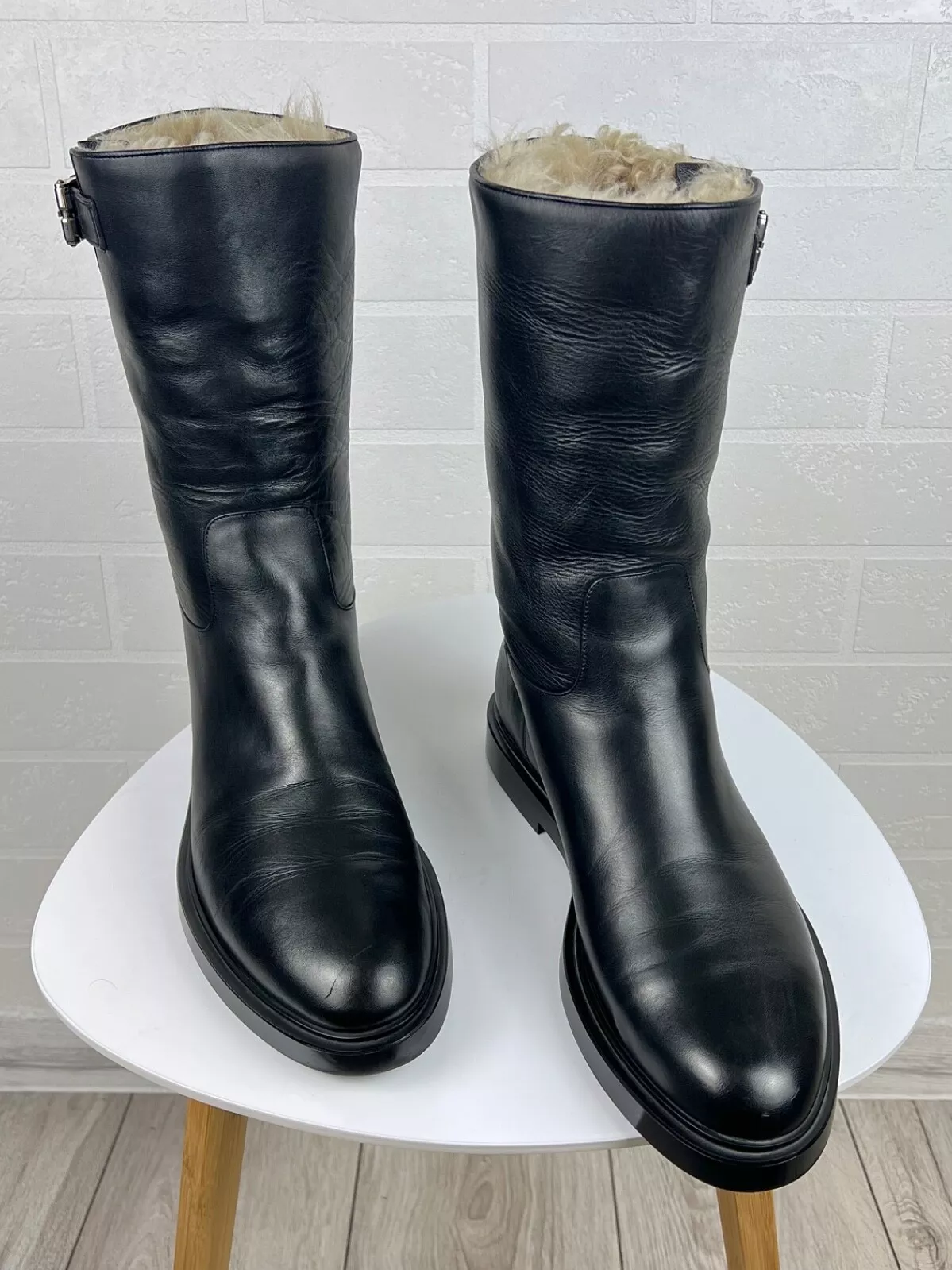 Bottes GUCCI cuir fourrure de mouton chaussures bretelles latérales logo noir homme taille US 10,5