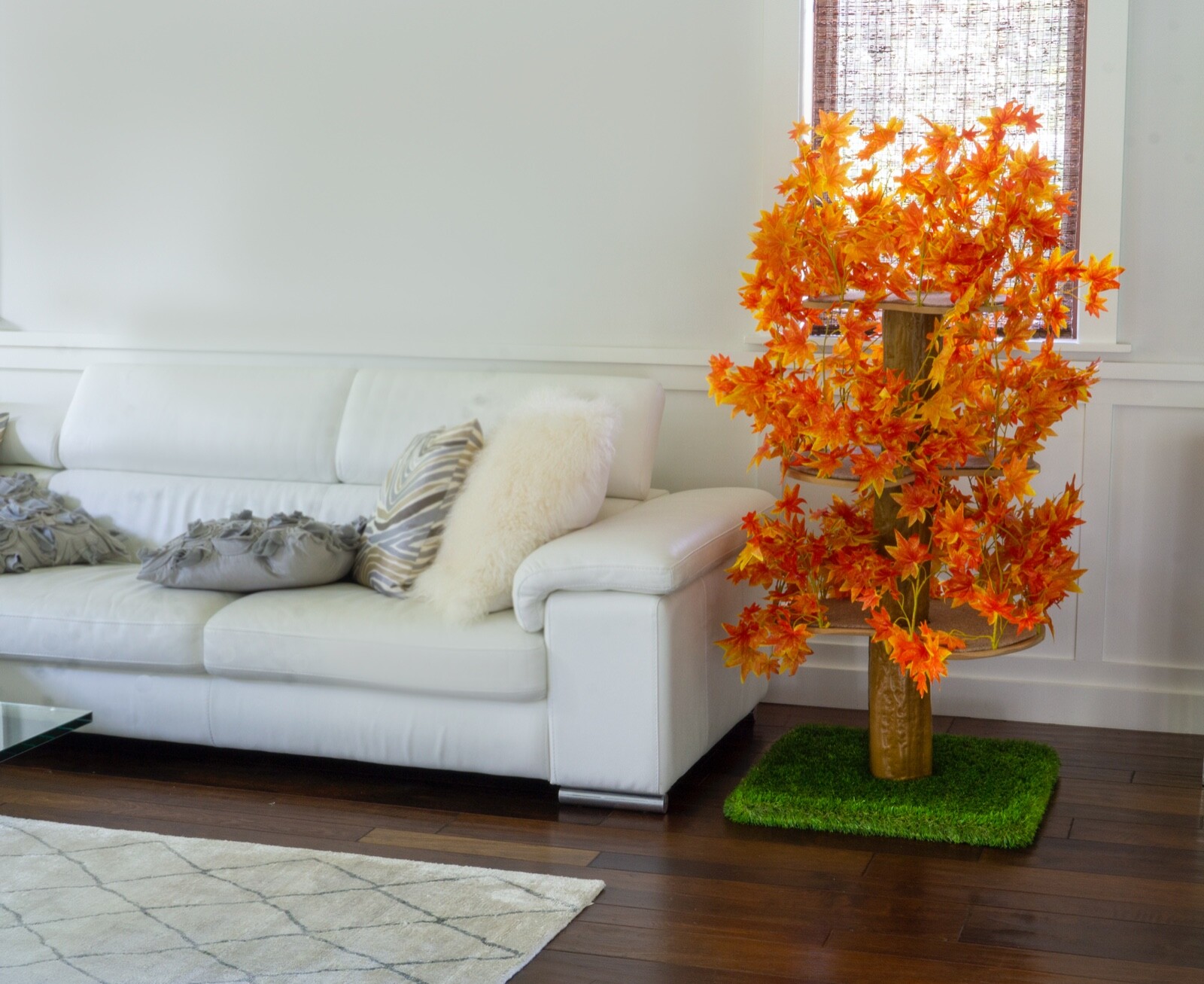 On2 Pets Cat Tree with Leaves Made in USA, Cat House & Cat Activity Tree - Picture 31 of 40