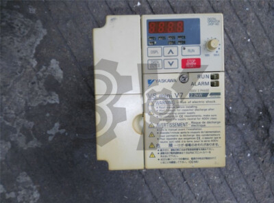 1PCS Yaskawa CIMR-V7AA22P2 220V 2.2KW tested Used
