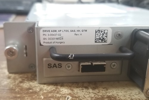 DRIVE ASM, HP LTO-5, SAS, HH, QTM 3-05437-02 Tape Drive AQ284C#900 1-03563-02 - Picture 2 of 13