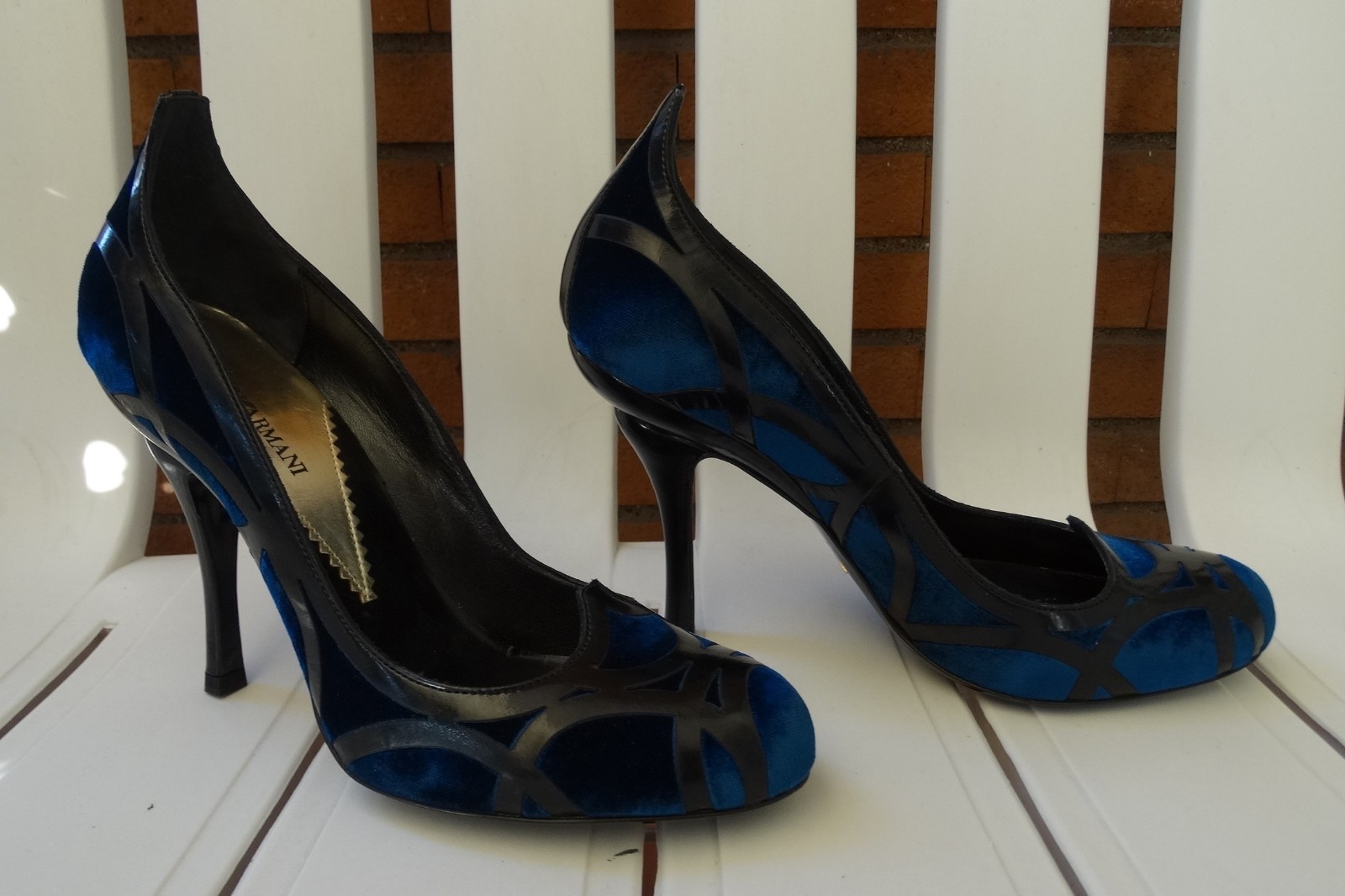 EMPORIO ARMANI bleu velvet pumps pumps pumps Taille 38 413916 EMPORIO ARMANI bleu velvet pumps pumps pumps Taille 38 413916