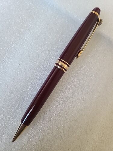 Bonito bolígrafo vintage Montblanc 164 borgoña con logotipo BMW y porta bolígrafos borgoña - Imagen 5 de 19