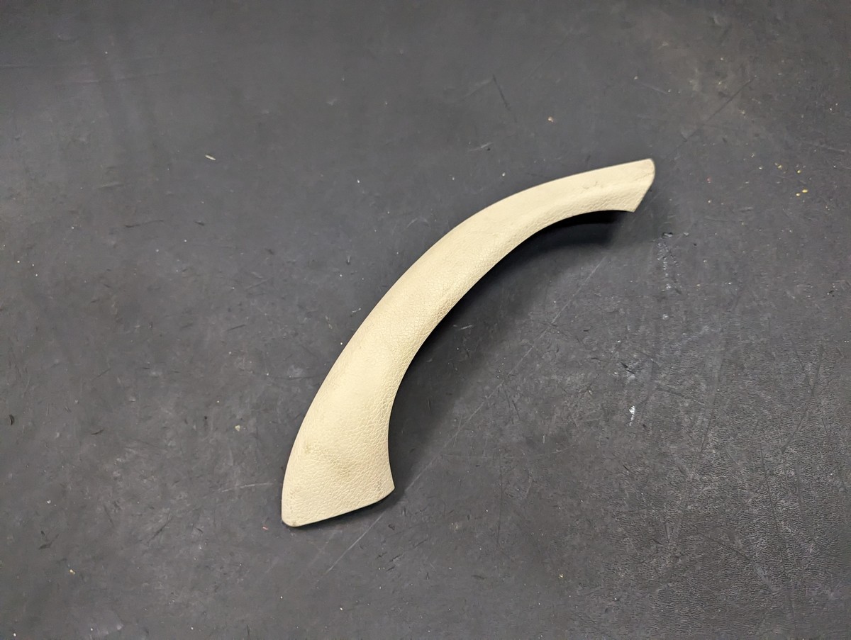 Rear Left Door Pull Handle Trim Cover 2018 BMW X1 7350525 Rear Left Door Pull Handle Trim Cover 2018 BMW X1 7350525